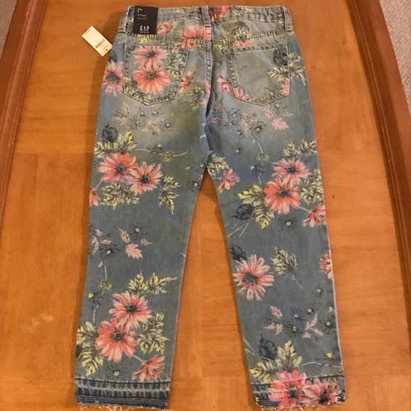 Gap NWT 8 Girlfriend Floral Jeans frayed hem crop - Picture 2 of 6